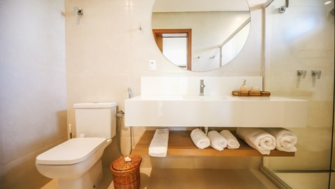 Guarajuba - Casa con 6 suites Pé na Areia