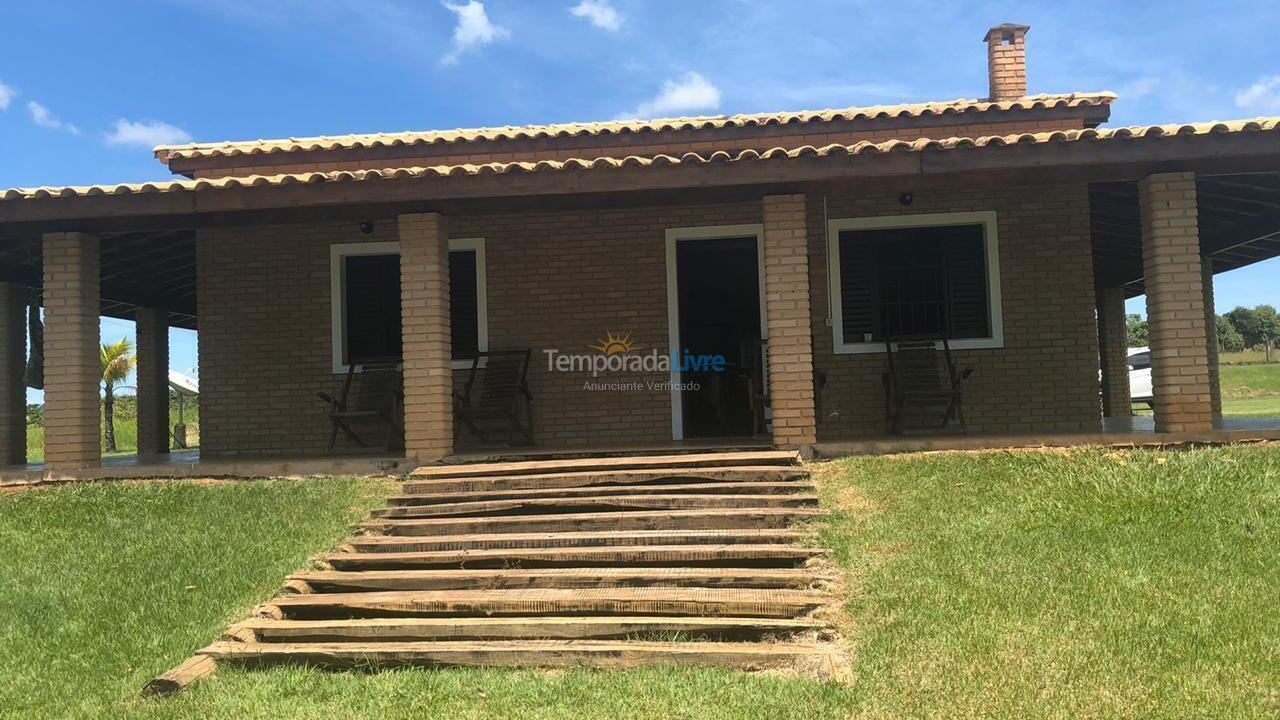 Chácara / sítio para aluguel de temporada em Piracicaba (Artemis)