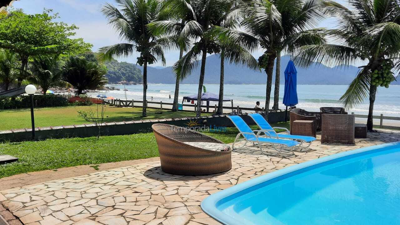 Casa para aluguel de temporada em Ubatuba (Praia da Fortaleza)