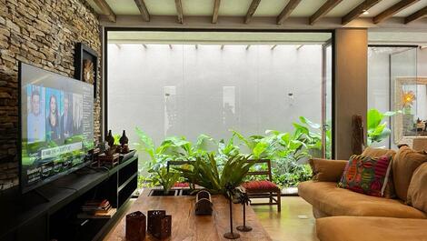 Casa frente al mar en Camburi!!!