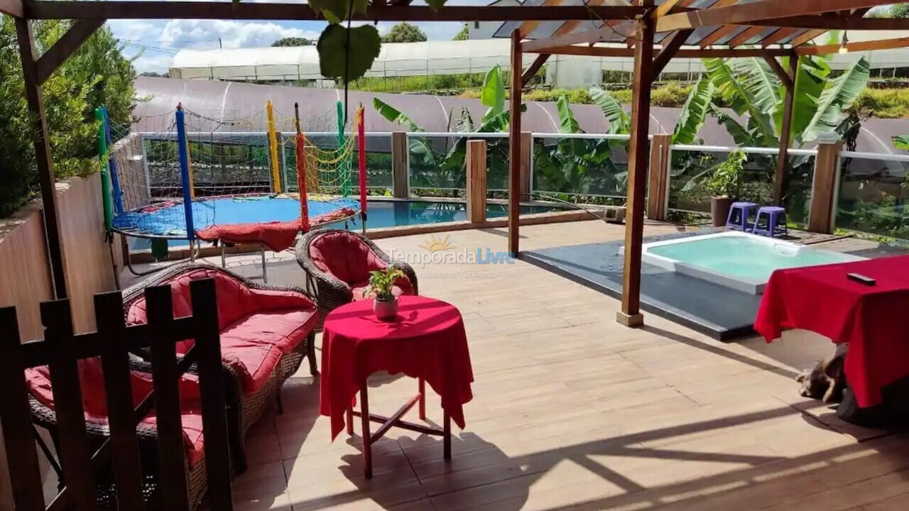 Chácara / sítio para aluguel de temporada em São José dos Pinhais (Saltinho da Malhada)