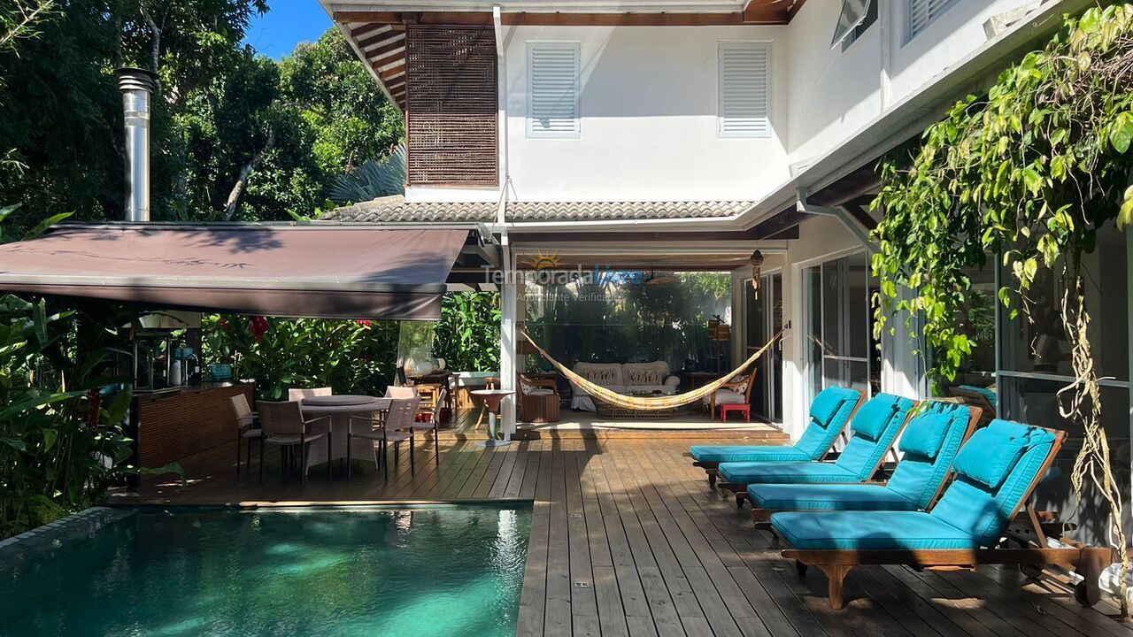 House for vacation rental in São Sebastião (Praia da Baleia)