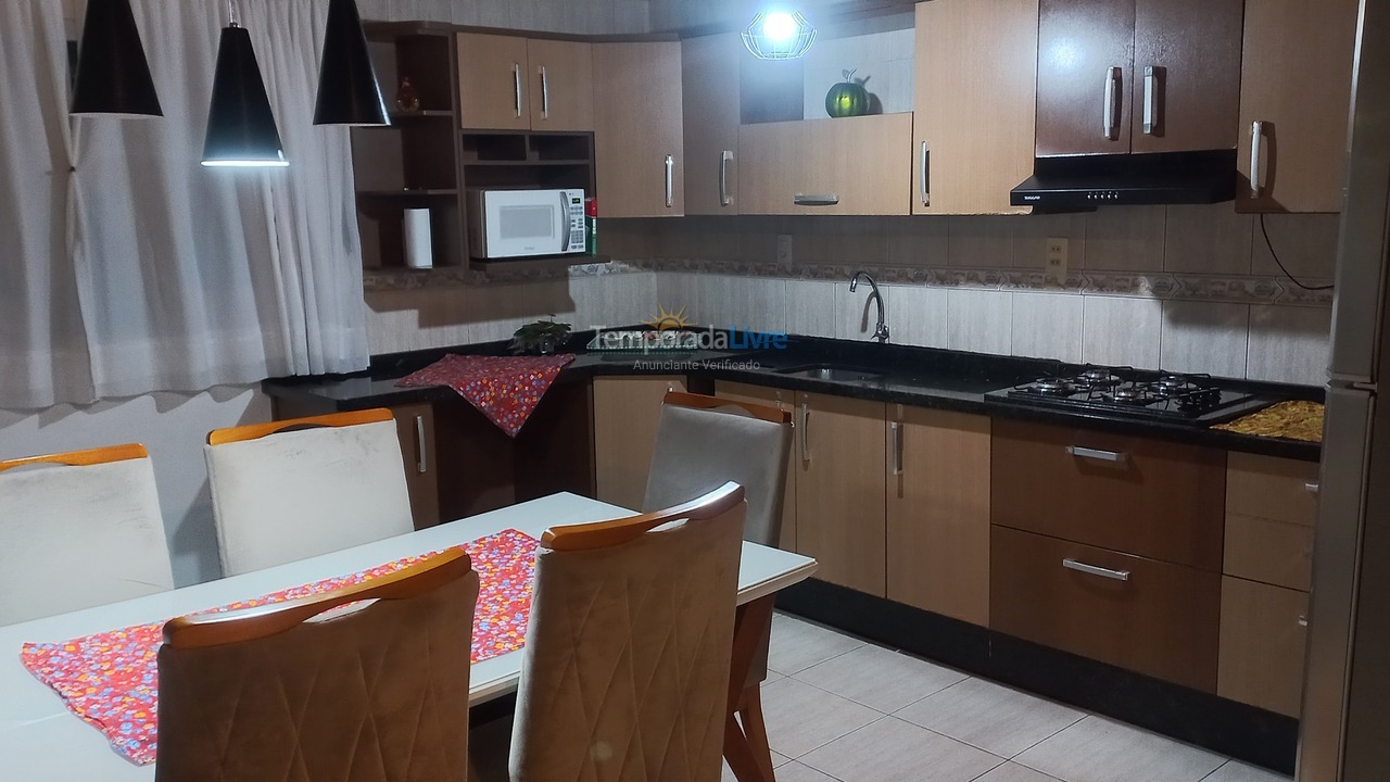 House for vacation rental in Balneário Camboriú (Praia do Estaleirinho)