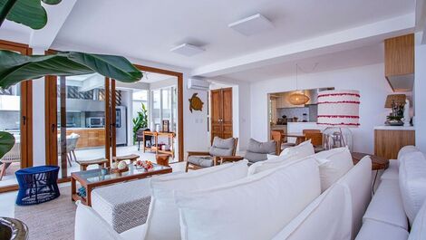 Beachfront rental on Cambury Beach