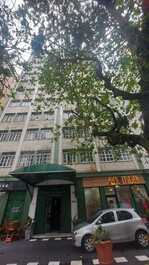 Beautiful Kitnet, Pitangueiras Center one block from the beach, Wi-Fi