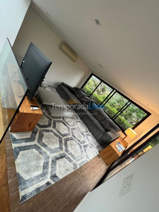 Casa para alquiler de vacaciones em São Sebastião (Praia da Baleia)