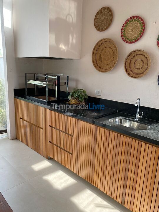 Casa para aluguel de temporada em São Sebastião (Camburizinho)