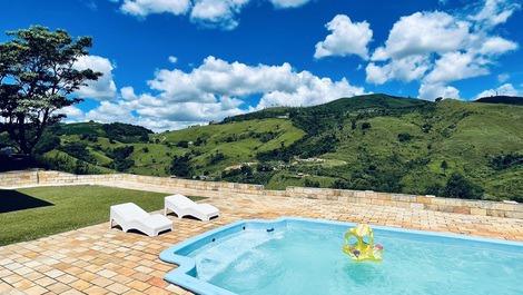 Chácara / sítio para alugar em Serra Negra - Três Barras