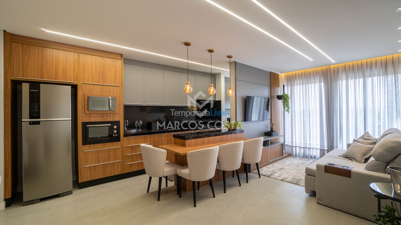 Apartamento para aluguel de temporada em Bombinhas (Canto Grande)