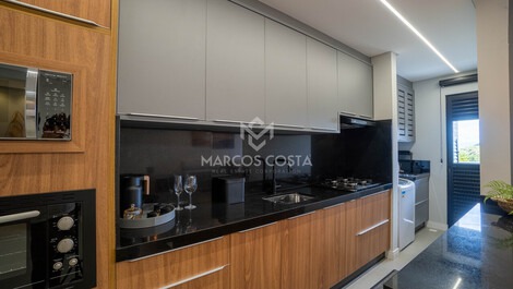 Apartamento com 2 suítes na praia de Canto Grande (AL07)