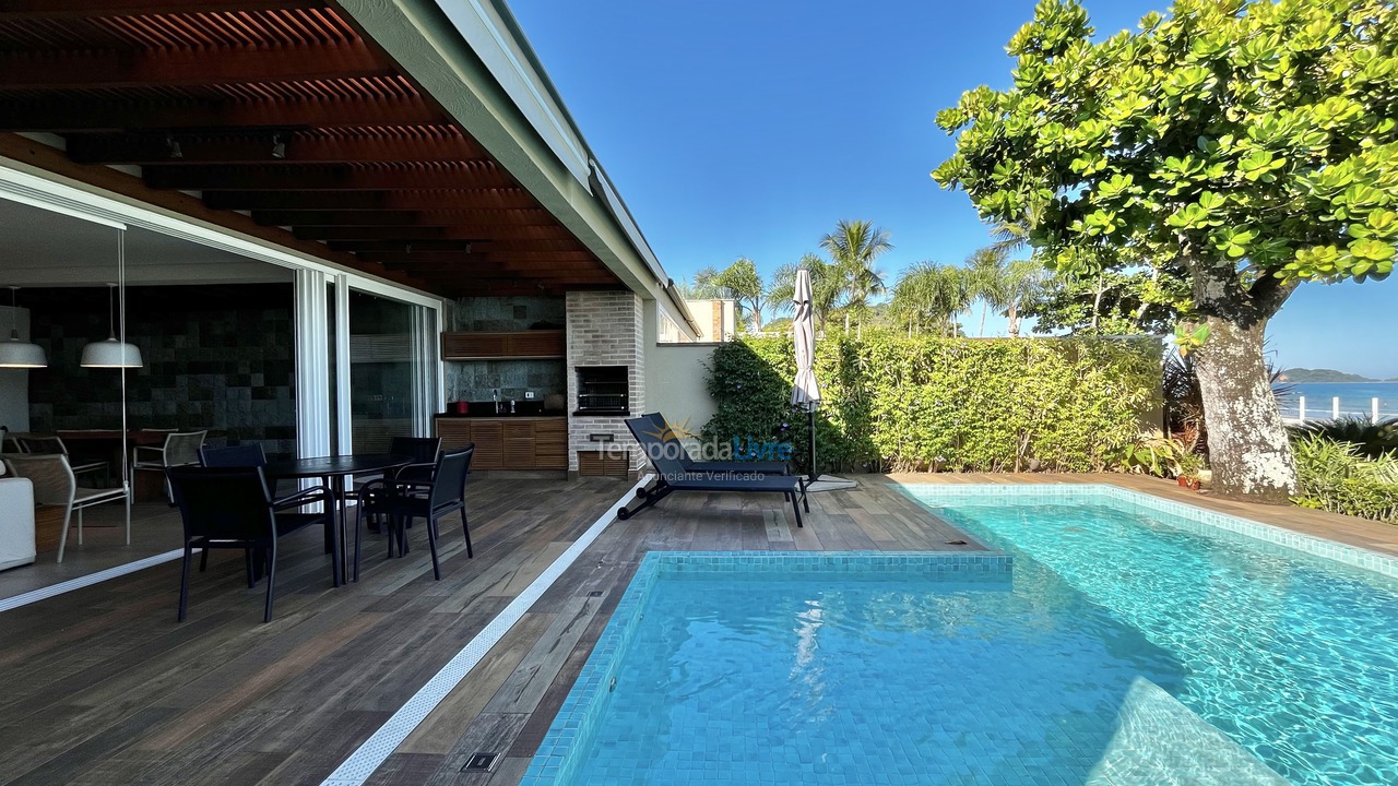 Casa para alquiler de vacaciones em São Sebastião (Juquehy)