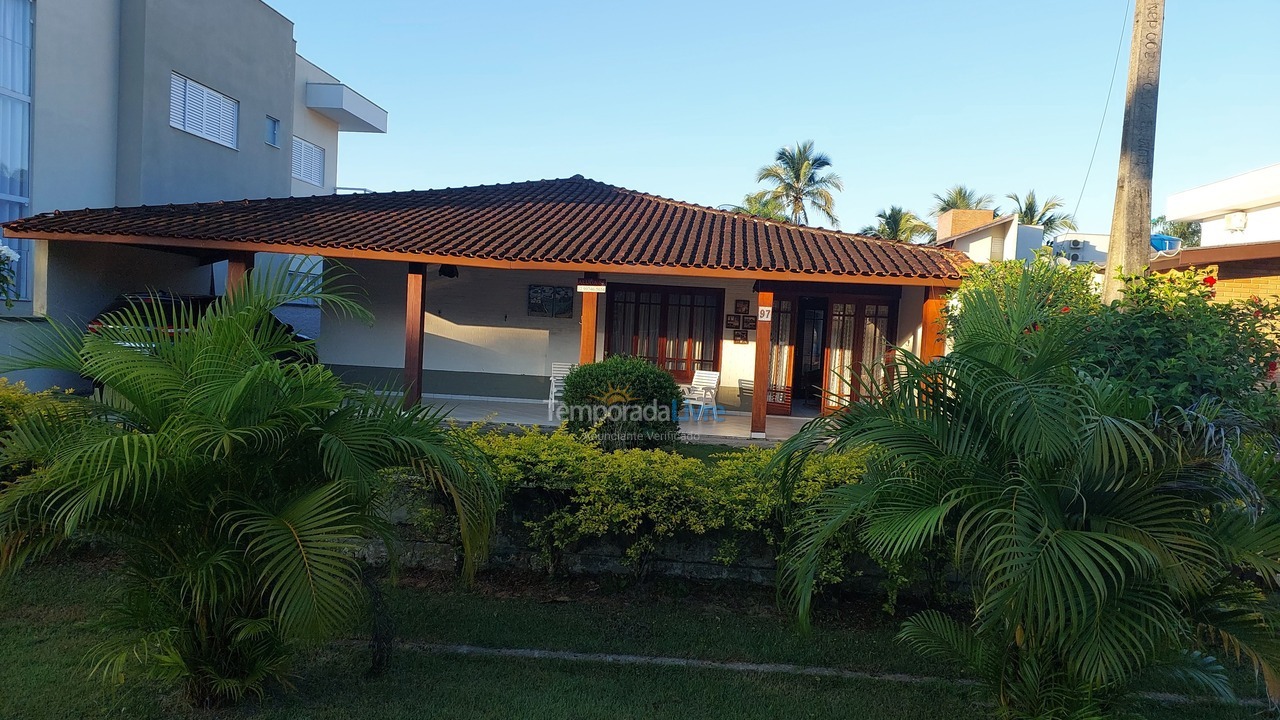 Casa para alquiler de vacaciones em Ubatuba (Lagoinha)