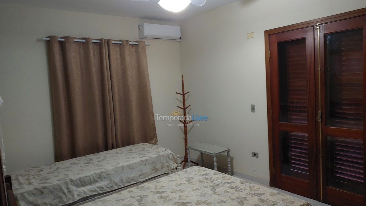 Casa para alquiler de vacaciones em Ubatuba (Lagoinha)