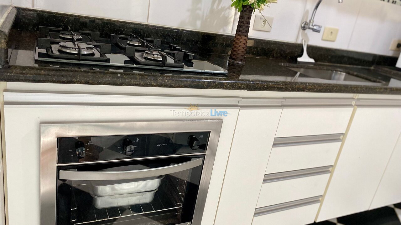 Apartamento para aluguel de temporada em Praia Grande (Aviação)