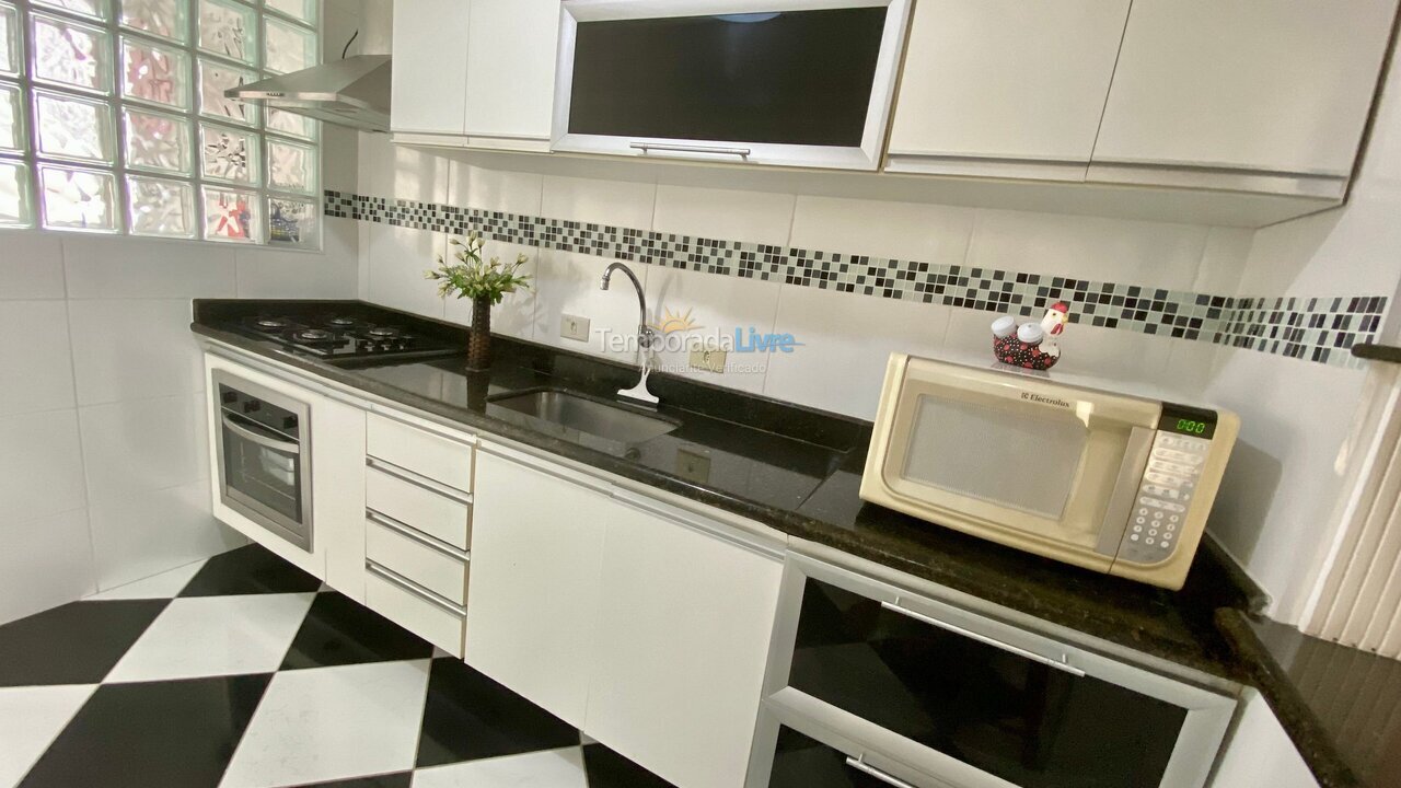 Apartamento para aluguel de temporada em Praia Grande (Aviação)