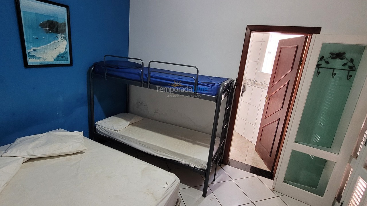 Casa para aluguel de temporada em Ubatuba (Praia da Fortaleza)