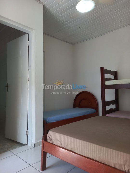 House for vacation rental in Bertioga (Praia da Enseada)