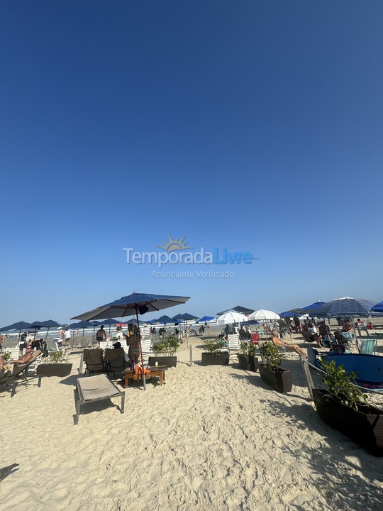 Apartment for vacation rental in Guarujá (Enseada)