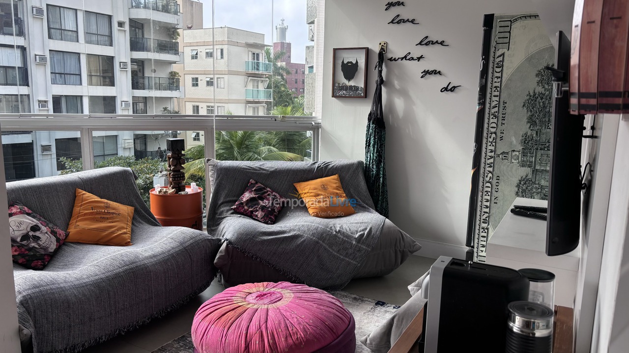 Apartment for vacation rental in Guarujá (Enseada)