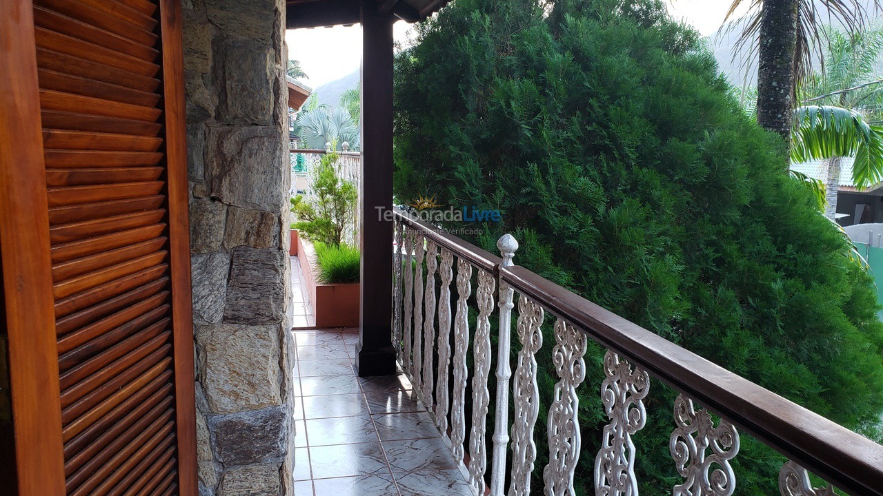 Casa para aluguel de temporada em Guarujá (Praia do Pernambuco)