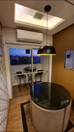 Beautiful Flat/Furnished Apartment