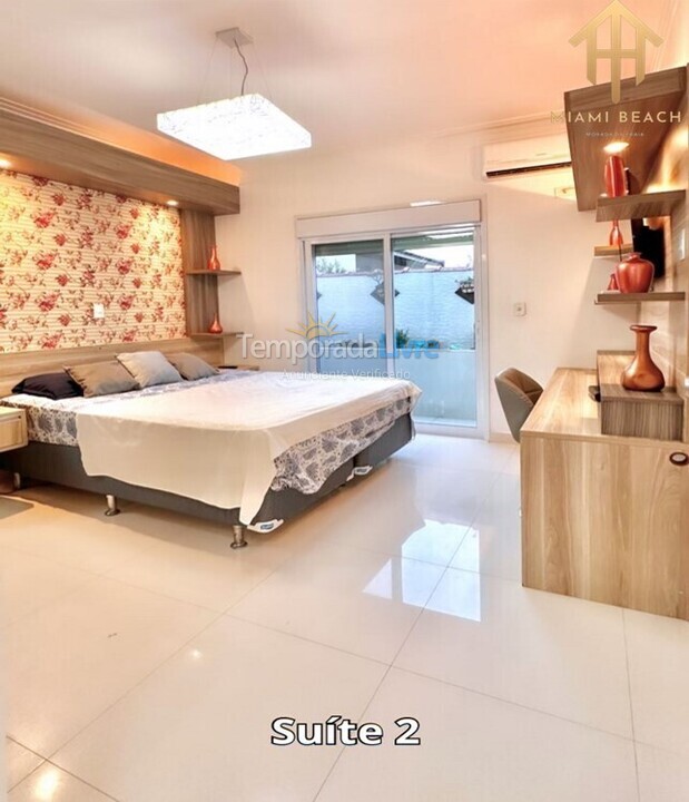 Casa para alquiler de vacaciones em Bertioga (Condominio Morada da Praia)