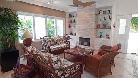 Casa para alugar em São Sebastião - Praia da Baleia