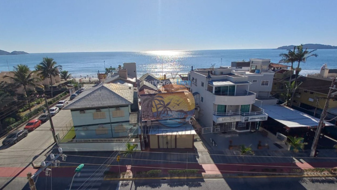 Apartment for vacation rental in Bombinhas (Praia de Bombas)