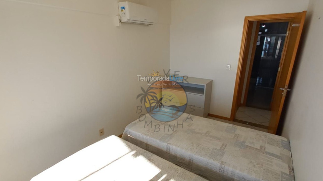 Apartment for vacation rental in Bombinhas (Praia de Bombas)