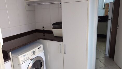 LUXURIOUS HOUSE WITH POOL 100 METERS FROM THE SEA