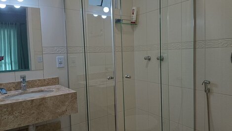 SEASONAL APARTMENT HALF BEACH 100 M FROM THE SEA