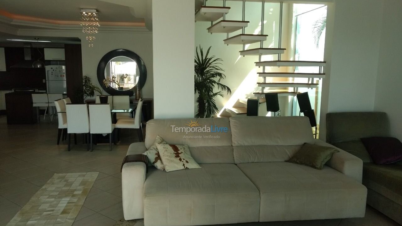 House for vacation rental in Bombinhas (Mariscal)