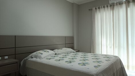 SEASONAL APARTMENT HALF BEACH 100 M FROM THE SEA