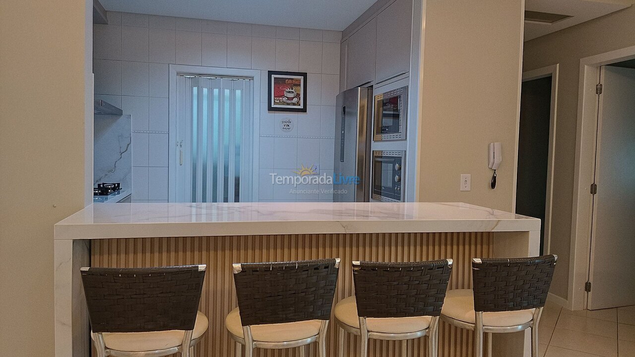 Apartment for vacation rental in Itapema (Meia Praia)