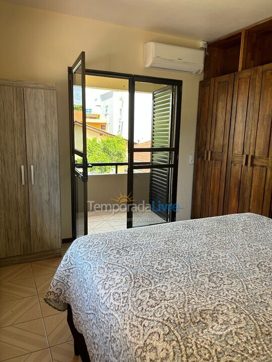 House for vacation rental in Bombinhas (Canto Grande)