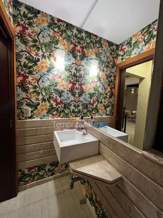 House for vacation rental in Florianopolis (Jurerê Internacional)