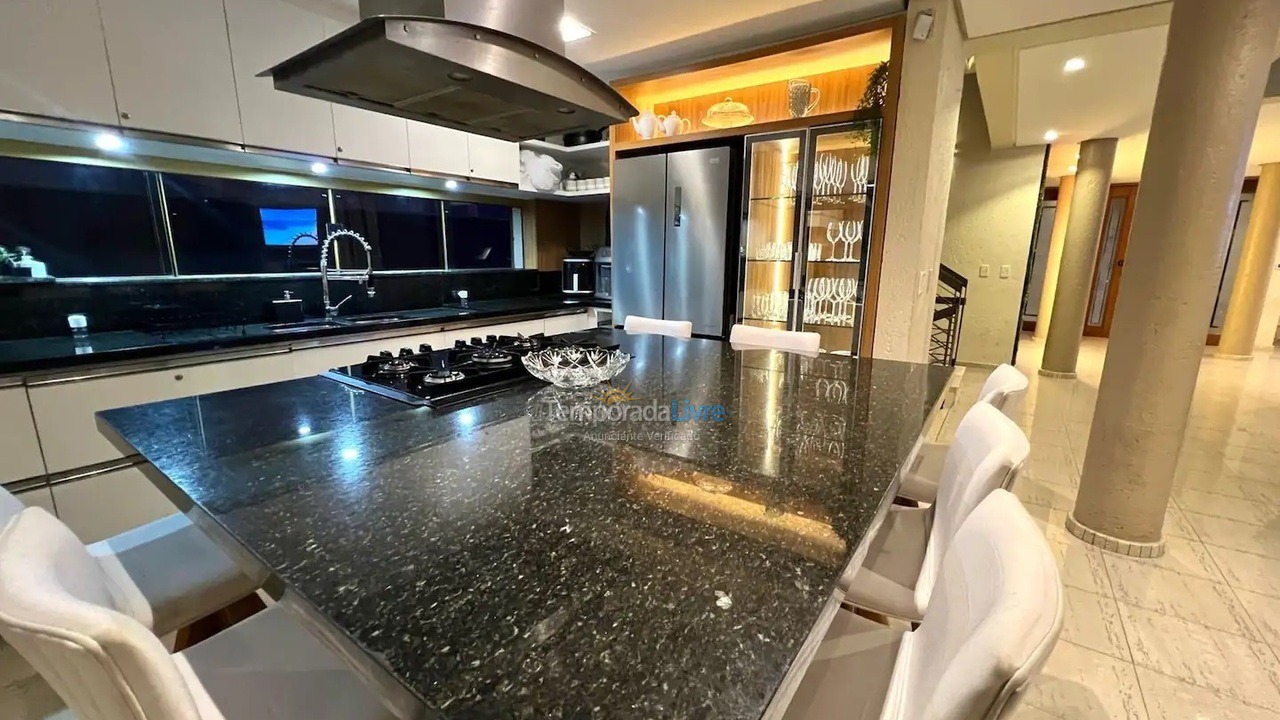 House for vacation rental in Florianopolis (Jurerê Internacional)