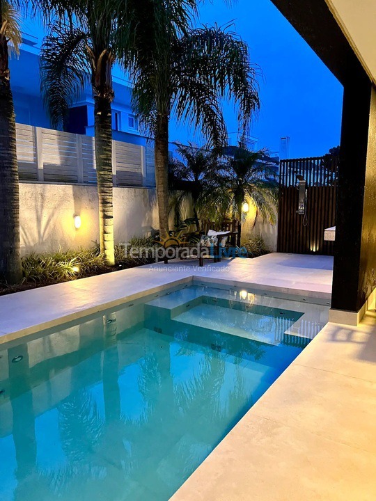 House for vacation rental in Florianopolis (Jurerê Internacional)