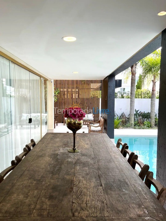 House for vacation rental in Florianopolis (Jurerê Internacional)