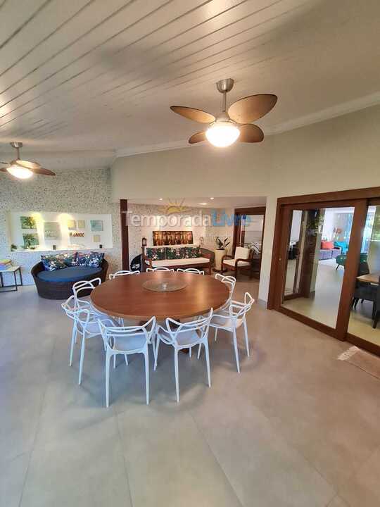 Casa para aluguel de temporada em São Sebastião (Praia da Baleia)