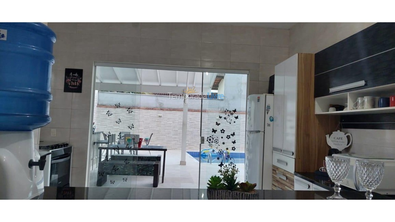 House for vacation rental in Caraguatatuba (Massaguaçu)