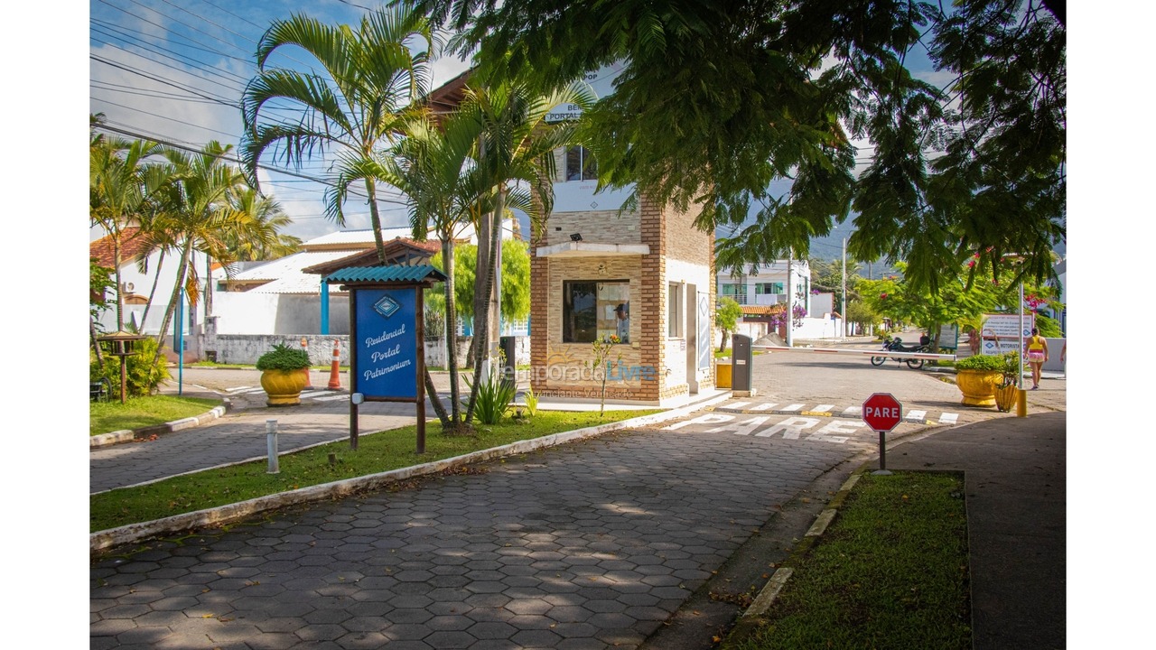 House for vacation rental in Caraguatatuba (Massaguaçu)