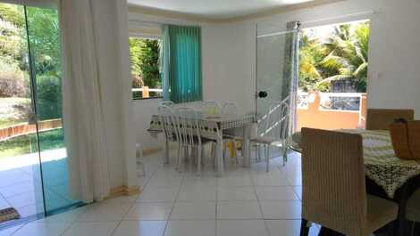 Linda casa de praia. Dúplex