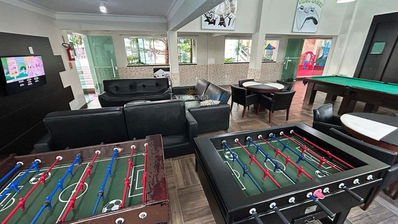 Apartamento para aluguel de temporada em Bombinhas (Praia de Bombas)