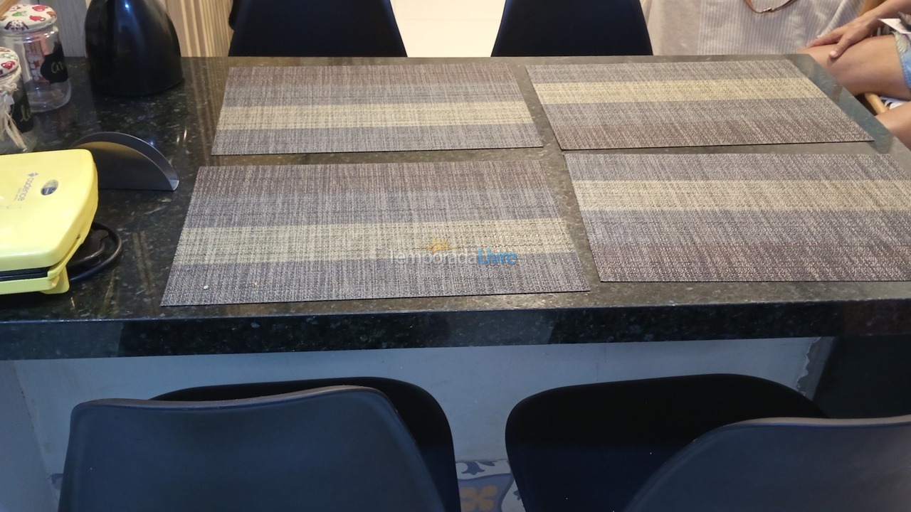 Apartamento para aluguel de temporada em Salvador (Praia do Flamengo)