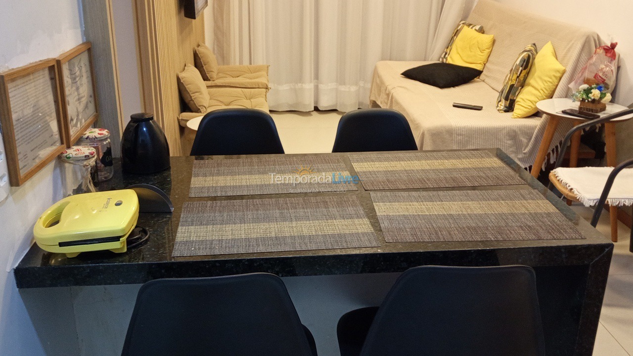 Apartamento para aluguel de temporada em Salvador (Praia do Flamengo)