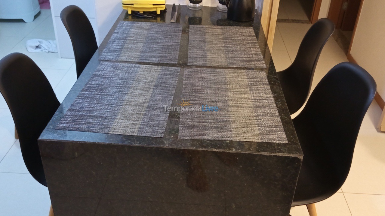 Apartamento para aluguel de temporada em Salvador (Praia do Flamengo)