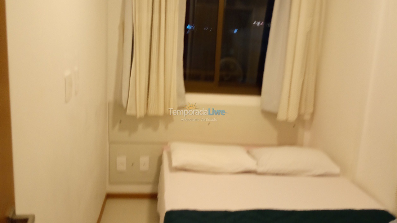 Apartamento para aluguel de temporada em Salvador (Praia do Flamengo)