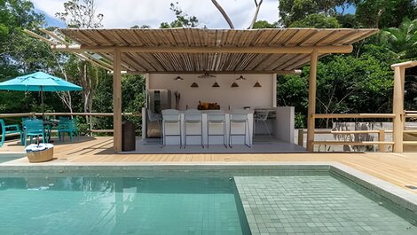 Piscina e area gourmet