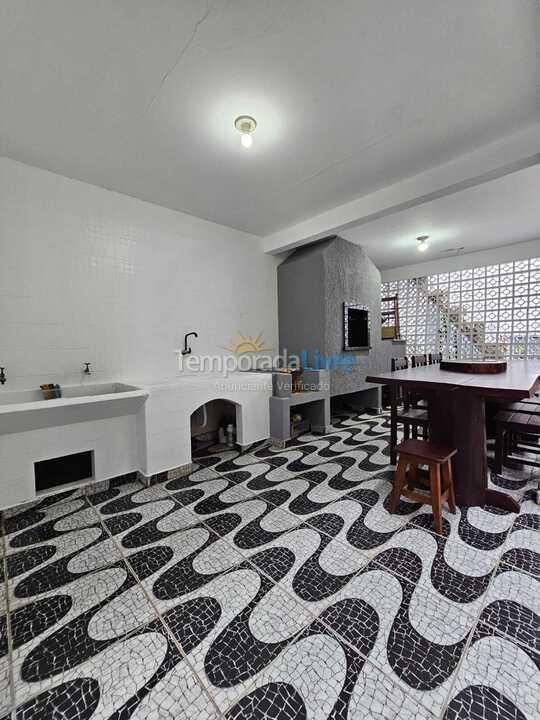 Casa para aluguel de temporada em Itapoá (Itapoá)